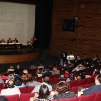 Plenaria: Política de vivienda del Estado mexicano en el Teatro Carlos Lazo de la Facultad de Arquitectura.