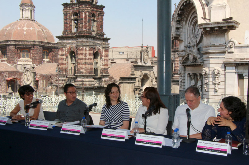 Especialistas reflexionan sobre espacio público, seguridad y género en el marco de #NosotrosporEllas que organiza el PUEC 