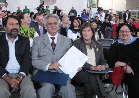 El libro 1910: La Universidad Nacional y el barrio universitario recibió el Premio Antonio García Cubas 2011 otorgado por el INAH, en la categoría mejor Obra de Divulgación