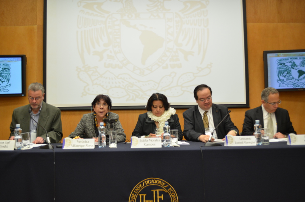 Seminario internacional Pobreza y protección social universal: experiencias latinoamericanas y perspectivas comparadas