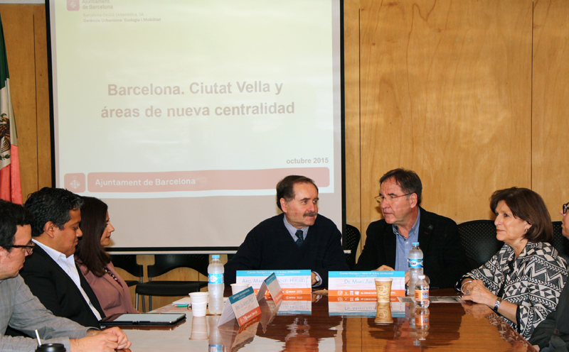 Conferencia: “Centro histórico de Barcelona y áreas de nueva centralidad. La Ciudad equilibrada